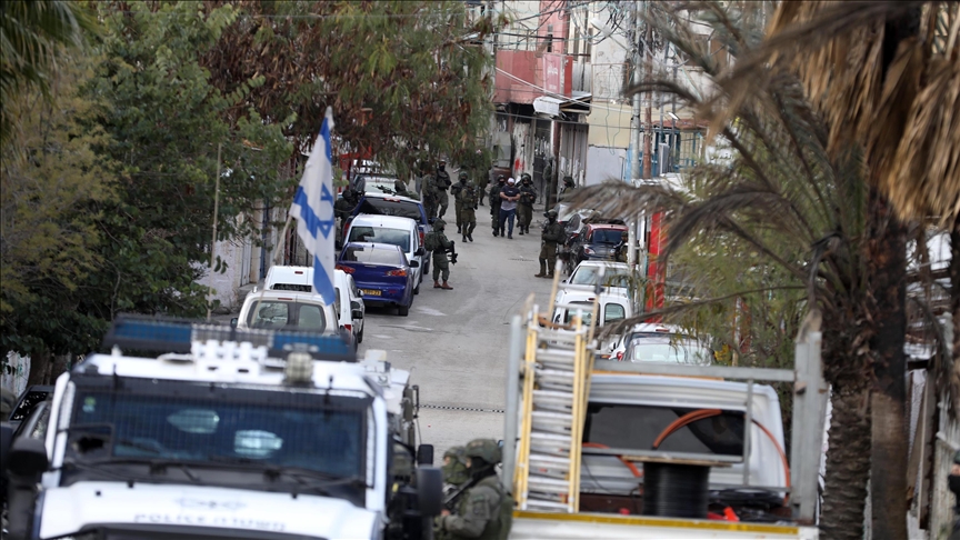 1 Palestinian injured, 3 detained in Israeli raid in West Bank