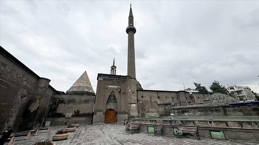 Kayseri'de kadınların yaptırdığı vakıf eserleri yüzyıllardır hizmet veriyor