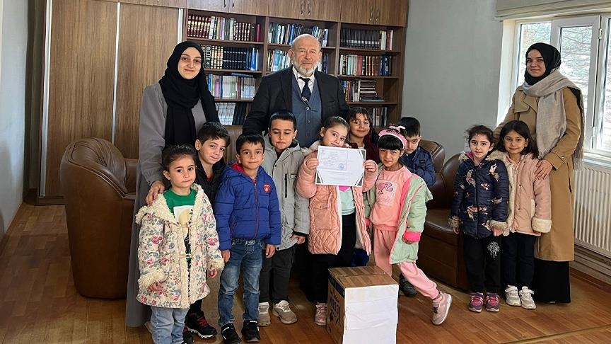 تركيا.. أطفال مركز تحفيظ قرآن يمدون يد العون لأقرانهم بفلسطين