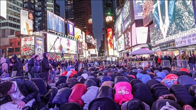 SAD: Teravih-namaz na Times Squareu u New Yorku
