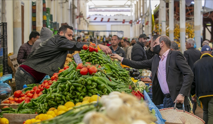 Premier jour du Ramadan à Tunis : entre shopping et manifestation pro-Palestine