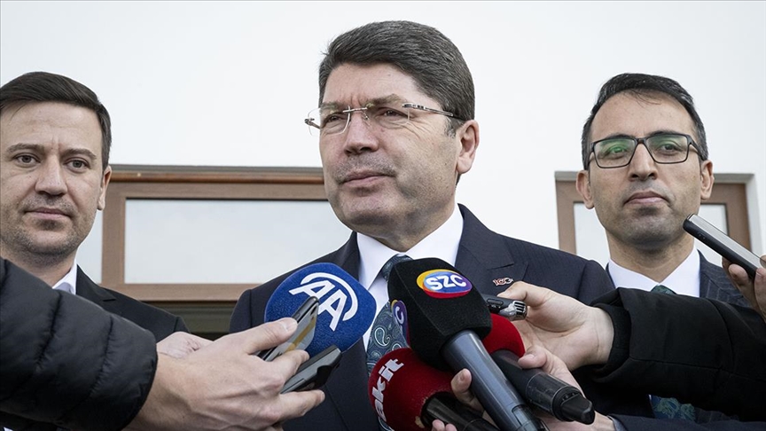 Adalet Bakanı Tunç: Sayın Cumhurbaşkanı'mız Anayasa'ya göre 'son seçimim' dedi gençlere