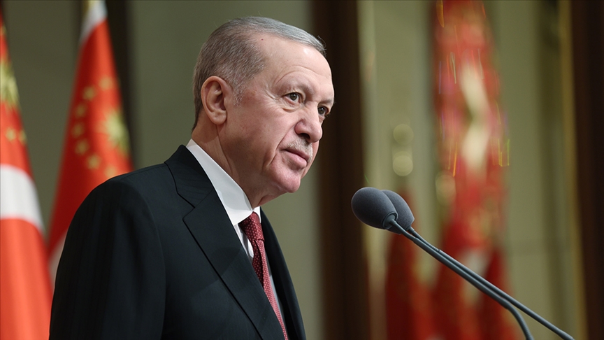 Cumhurbaşkanı Erdoğan, Pakistan Cumhurbaşkanı Zerdari'yi telefonla arayarak tebrik etti