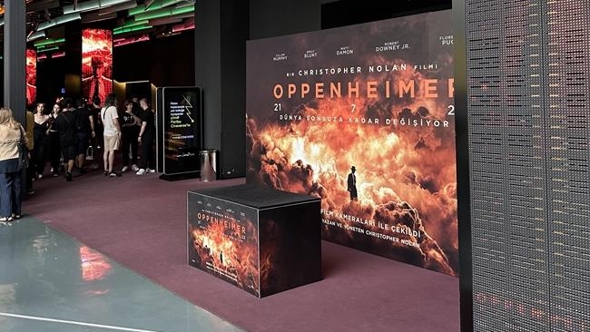 Јапонците со реакции за филмот „Опенхајмер“ кој освои седум Оскари