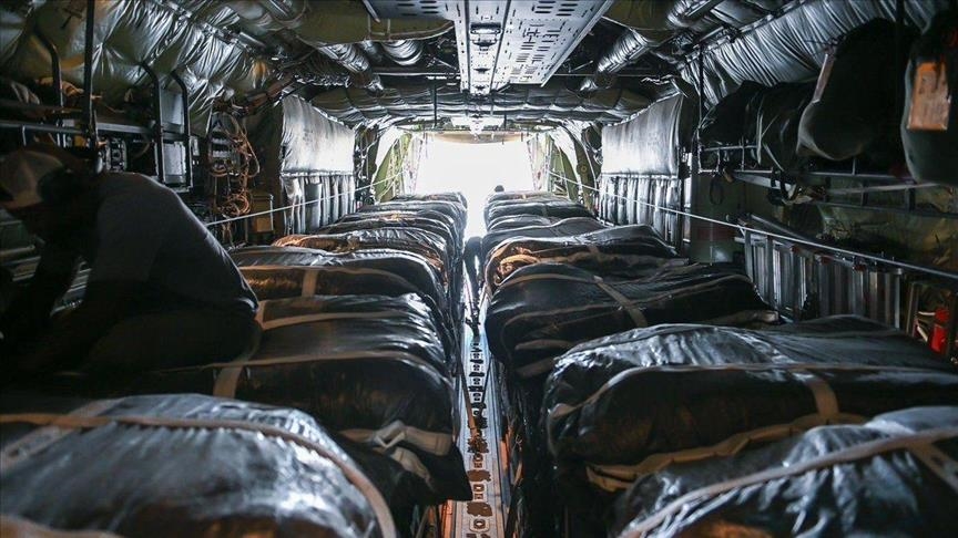 Estados Unidos y Jordania lanzan ayuda humanitaria desde el aire en Gaza