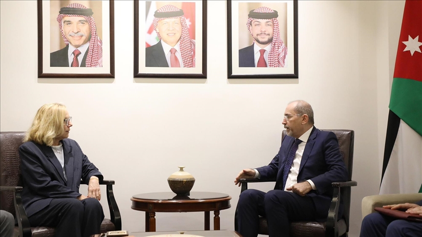 الأردن.. الصفدي ومسؤولة أممية يؤكدان ضرورة إيصال المساعدات لغزة