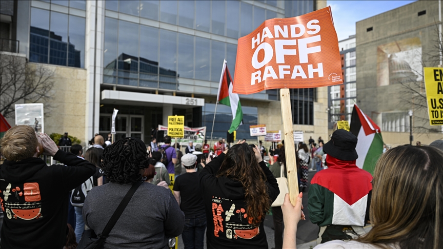 Demonstrators stage protest outside AIPAC headquarters in US capital