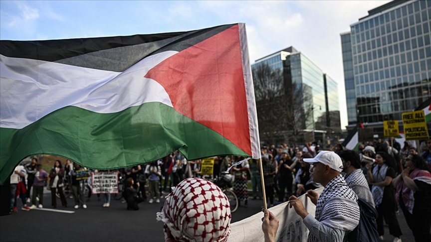 ABD'de Amerikan-İsrail Halkla İlişkiler Komitesi binası önünde Filistin'e destek gösterisi düzenlendi