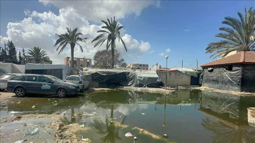 شمال غزة.. طفح الصرف الصحي يكمل مآسي الحرب والمجاعة