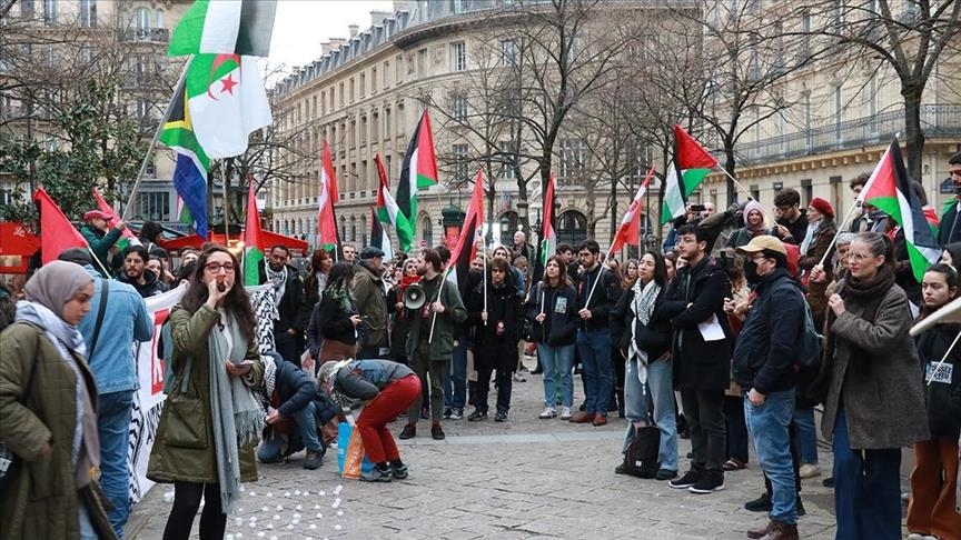 В Париже прошла акция студентов в поддержку Палестины