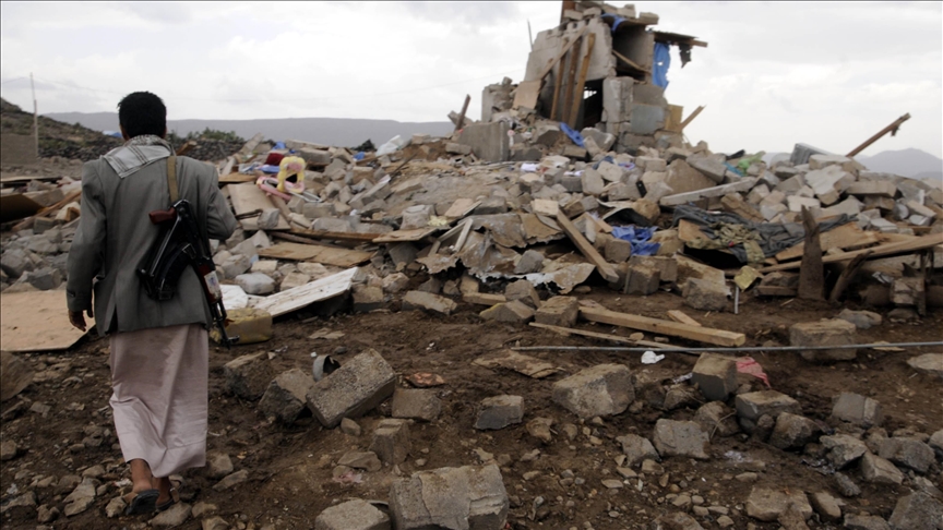 Huti u Jemenu: SAD i Velika Britanija izvele četiri zračna napada na grad Al Hudaydah