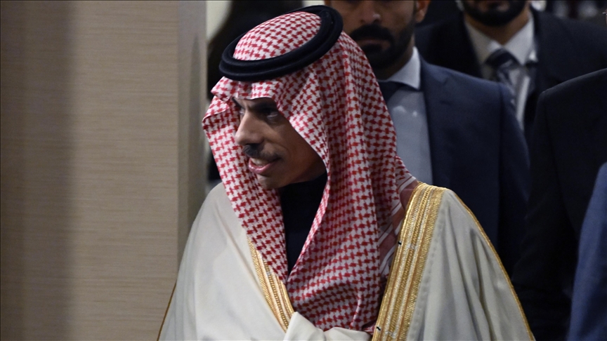 Saudi foreign minister meets Syrian counterpart in Riyadh