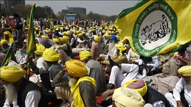 Thousands of Indian farmers gather in capital to press for ‘minimum crop prices’