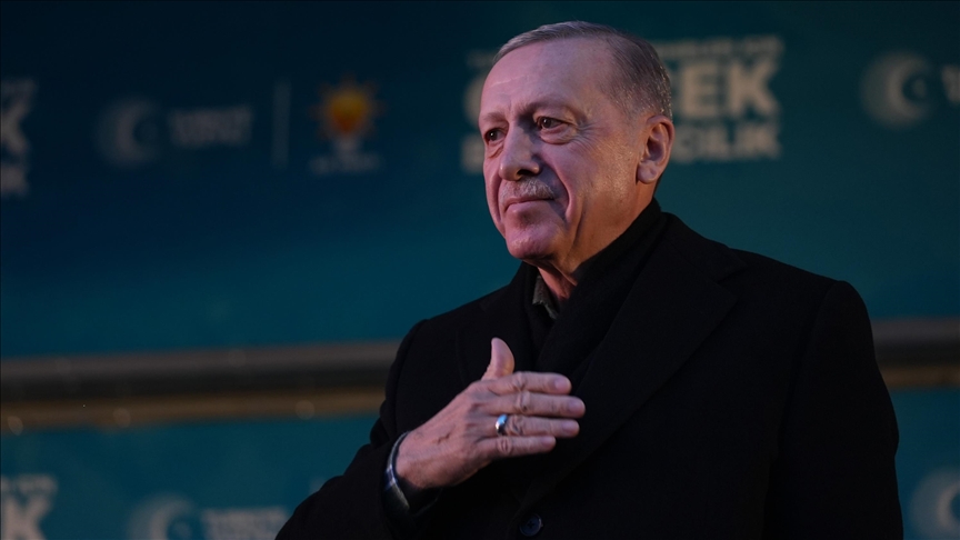 Cumhurbaşkanı Erdoğan: Şehrimizin kaynaklarını terör örgütüne aktarmak yerine Hakkari için kullanacak isimler belirledik