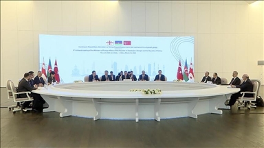 Mbahet Takimi i 9-të Trepalësh i Ministrave të Jashtëm të Türkiyes, Azerbajxhanit dhe Gjeorgjisë në Baku