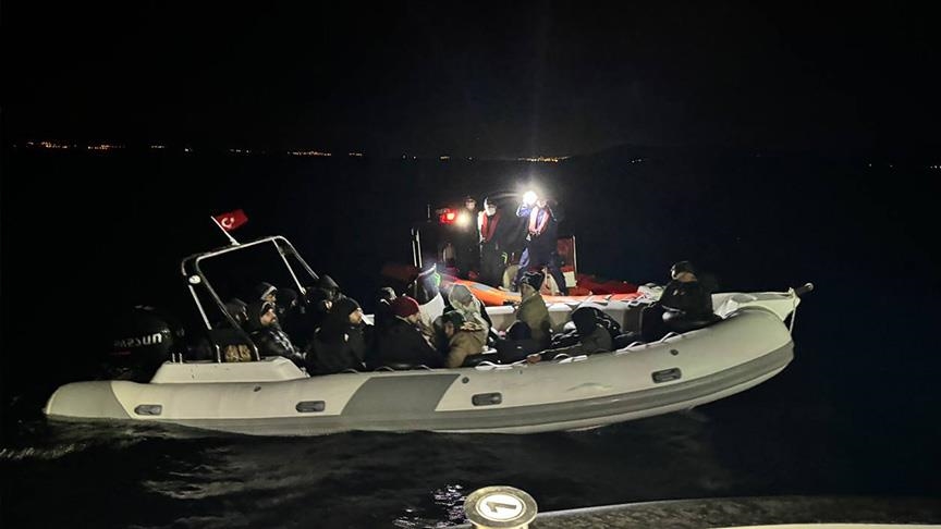 تركيا.. إنقاذ وضبط 68 مهاجرا غير نظامي قبالة سواحل إزمير 