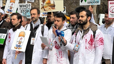 Ljekari u Istanbulu održali protest protiv izraelskih napada na Gazu