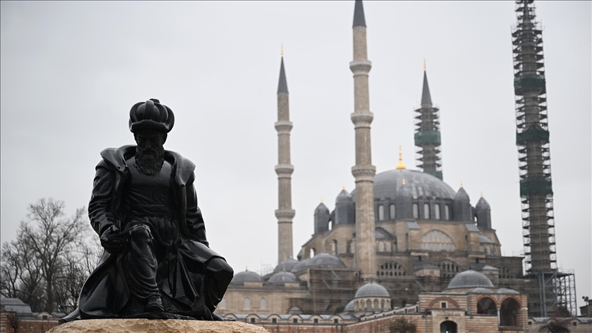 جامع سليمية.. درة معمارية عثمانية تخطف الأنظار في الغرب التركي (تقرير)