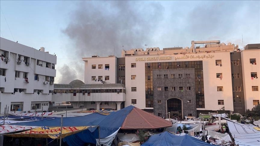 الإعلام الحكومي بغزة: الجيش الإسرائيلي اعتقل صحفيين من مشفى الشفاء