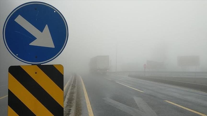 BiH: Zbog guste magle vidljivost smanjena na dionici autoputa Zenica - Sarajevo