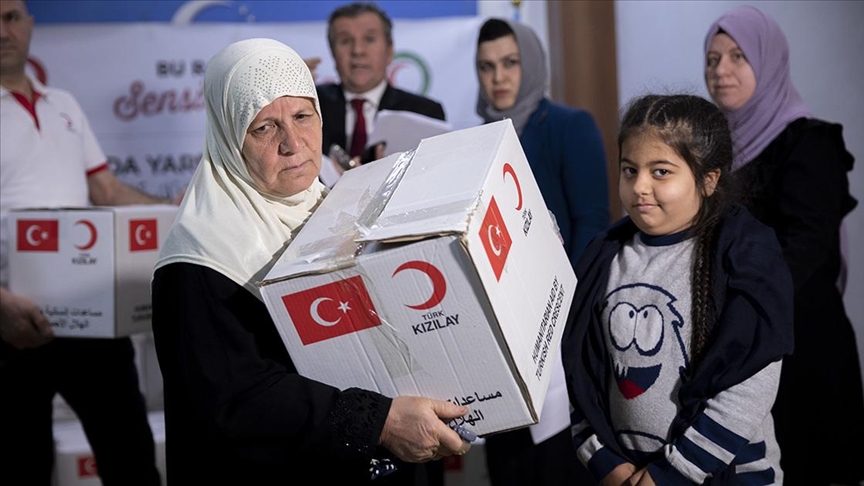 Türk Kızılaydan Erbil'de ihtiyaç sahibi ailelere ramazan yardımı
