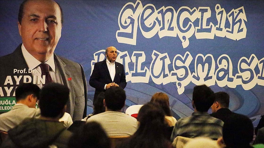 Muğla Büyükşehir Belediye Başkan adayı Ayaydın: Hafif raylı sistem kurarak öğrencilere ulaşımı ücretsiz yapacağız