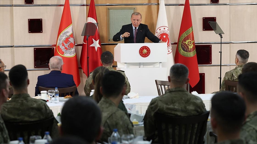 Ердоган: Од летото целосно ќе ја обезбедиме границата со Ирак, ќе ја завршиме работата во Сирија