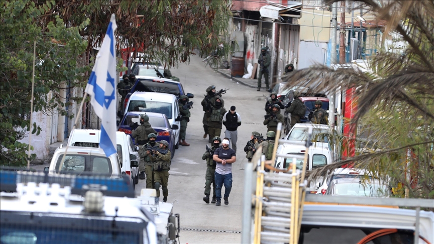 إسرائيل تعتقل 11 فلسطينيا من محرري صفقة نوفمبر مع حماس