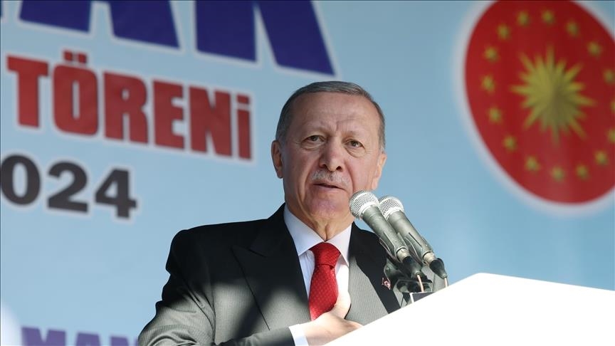 Serokomar Erdogan: "Mensûbê kîjan nîjadê dibin bila bibin, hemû welatiyên me taca serê me ne"