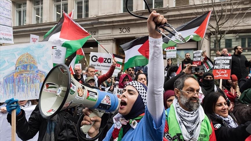 Campaigners call for withholding tax over Gaza war