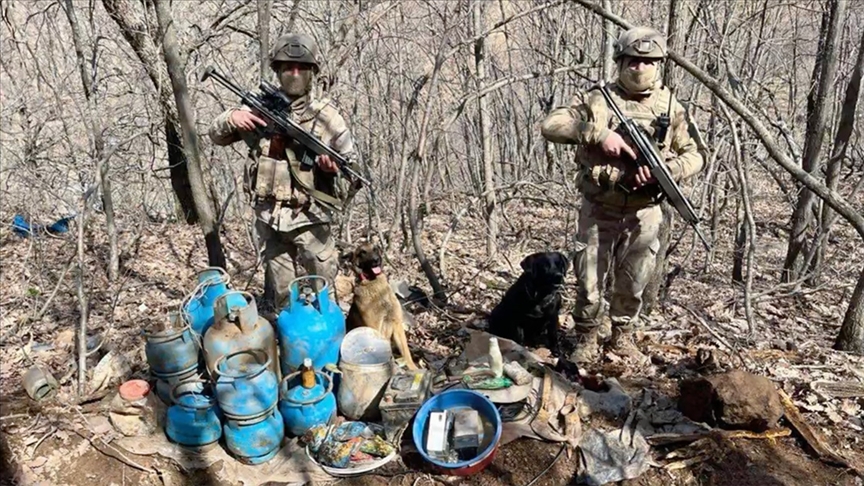 “Bozdoğan-13” operasyonlarında teröristlere ait 20 mağara ve barınma alanı imha edildi