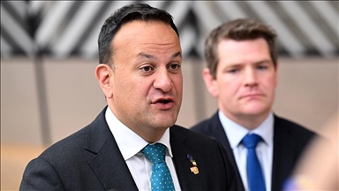 Ирскиот премиер Лео Варадкар поднесе оставка