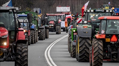 Veliki protest u Poljskoj: Oko 70.000 poljoprivrednika blokiralo puteve koji vode do Varšave