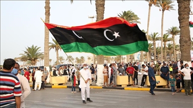 В Ливии протестуют против решения Палаты представителей девальвировать курс нацвалюты 
