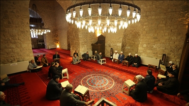 Li Sêrtê li mizgefta ku emrê wê nêzî 9 esran e edeta miqabeleyê