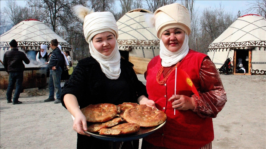 نان قرقیزستانی؛ زینت‌بخش سفره‌های نوروزی 