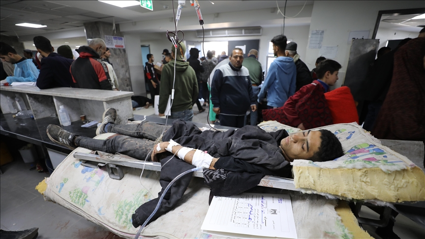إسرائيل ترتكب جرائم مروعة بمحيط مجمع الشفاء في غزة