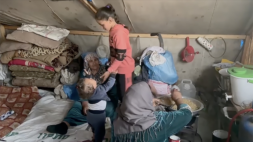 İsrail'in Gazze Şeridi'ne saldırıları Filistinli kadınlara "Anneler Günü"nü unutturdu