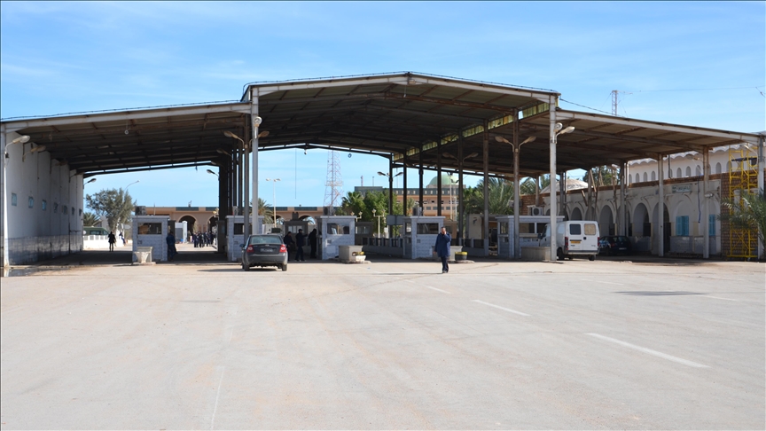 Libya keeps Ras Jedir border crossing closed after armed clashes Libya keeps Ras Jedir border crossing closed after armed clashes