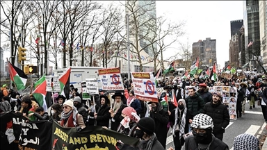 نيويورك.. صلاة متزامنة لمسلمين ومسيحيين ويهود دعما لغزة