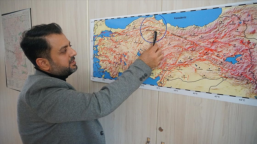 Çorum'daki çalışmayla Kuzey Anadolu Fayı'nın 23 yıllık deformasyonunun tespit edilmesi hedefleniyor