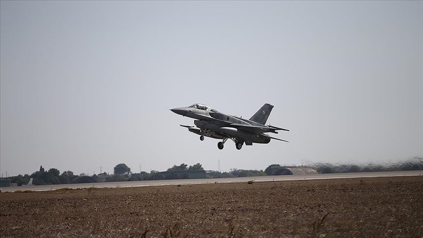 Polonya Hava Kuvvetleri, Rusya’nın Ukrayna’yı yoğun bombardımanı sonrası "teyakkuza" geçti