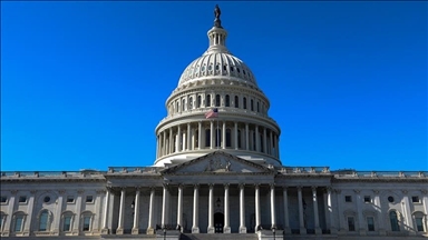 الكونغرس الأمريكي يقر ميزانية مؤقتة توافق على مساعدات لإسرائيل  