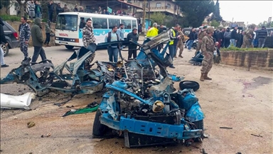 وفاة سوري أصيب في استهداف إسرائيل سيارة شرق لبنان
