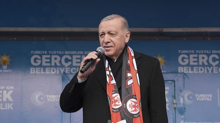 أردوغان: مسيراتنا تلاحق الإرهابيين وراء الحدود