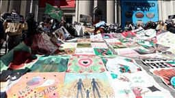 Masyarakat gelar aksi solidaritas dukung Gaza di museum seni New York