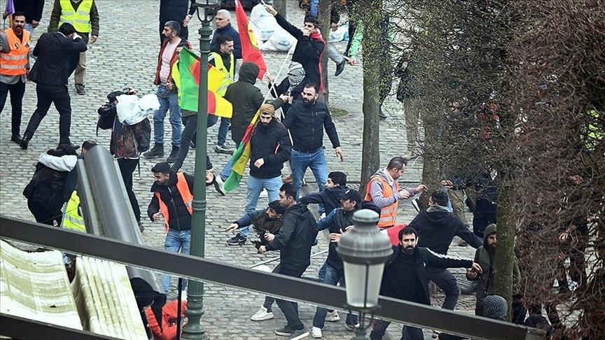 بلجيكا.. أنصار "بي كي كي" الإرهابي يعتدون على ممتلكات لأتراك
