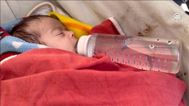 Газа: Родителите принудени на бебињата да им даваат вода наместо млеко поради хуманитарната криза