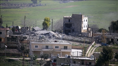 2 killed in Israeli airstrikes on eastern Lebanon