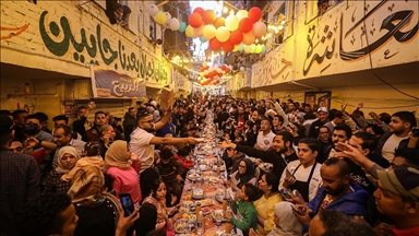للعام العاشر على التوالي.. تنظيم "أضخم" إفطار رمضاني بمصر 